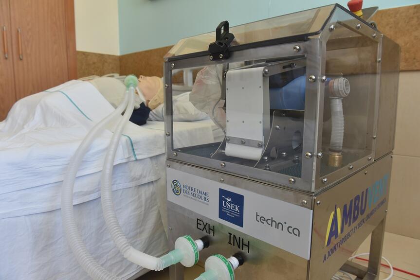 Ambuventèunventilatore Omologato，Che Viene Prodotto su Una MacChina Laser Bystronic：在Questo Modo si possono Prosono produrre centinaia di ventilatori al Mese。Quando Agli Inizi del 2020 Si Susseguivano una dopo l'Altra le notizie dall’itia，Technica ha deciso diciso di produrre ventilatori。