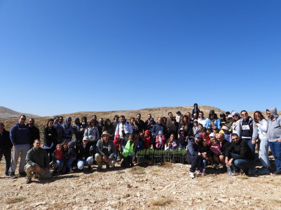 Technica now employs about 200 staff, and the bear has a responsibility to the employees and their families.Together for the community to create value (CSV) is our motto, so the employees and their families have been in the forest of Lebanon planted 2000 trees.
