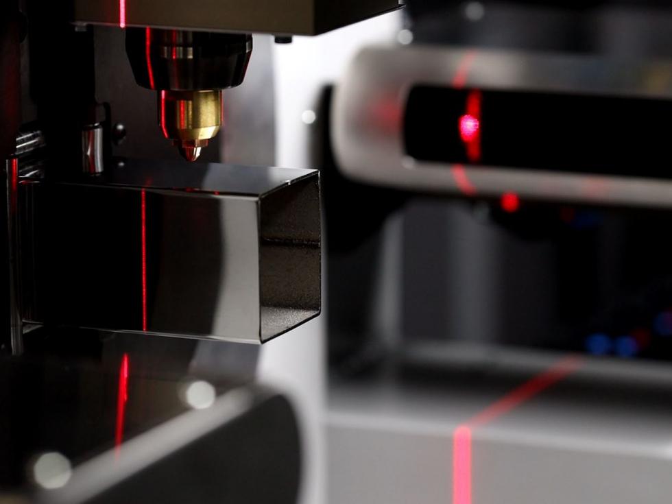 在所有切割条件下确保准确性：Laserscan。betway体育注册西汉姆